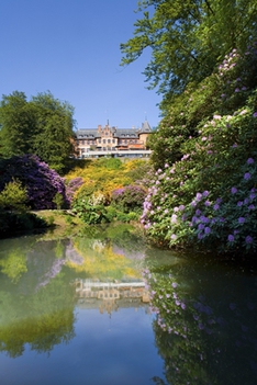 Schloss und Schlosspark Sofiero in Helsingborg